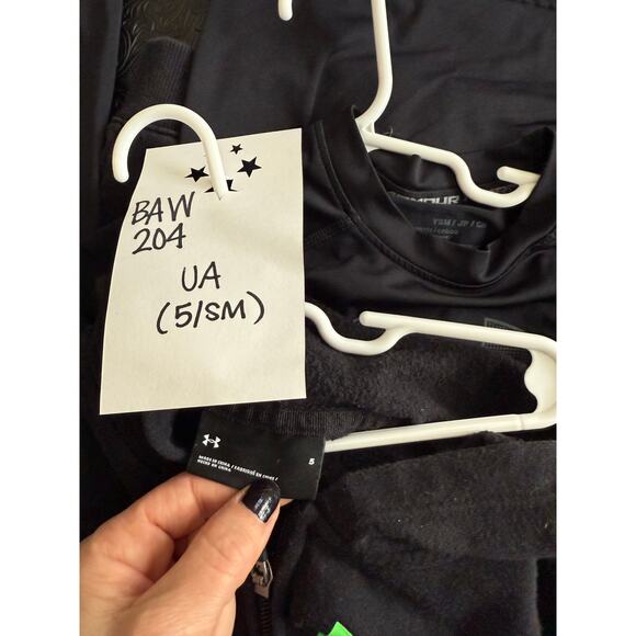 Under Armour Hoodie/Shirt Lot Boys 5/Small Black Full Zip, Long Sleeve - Picture 3 of 4